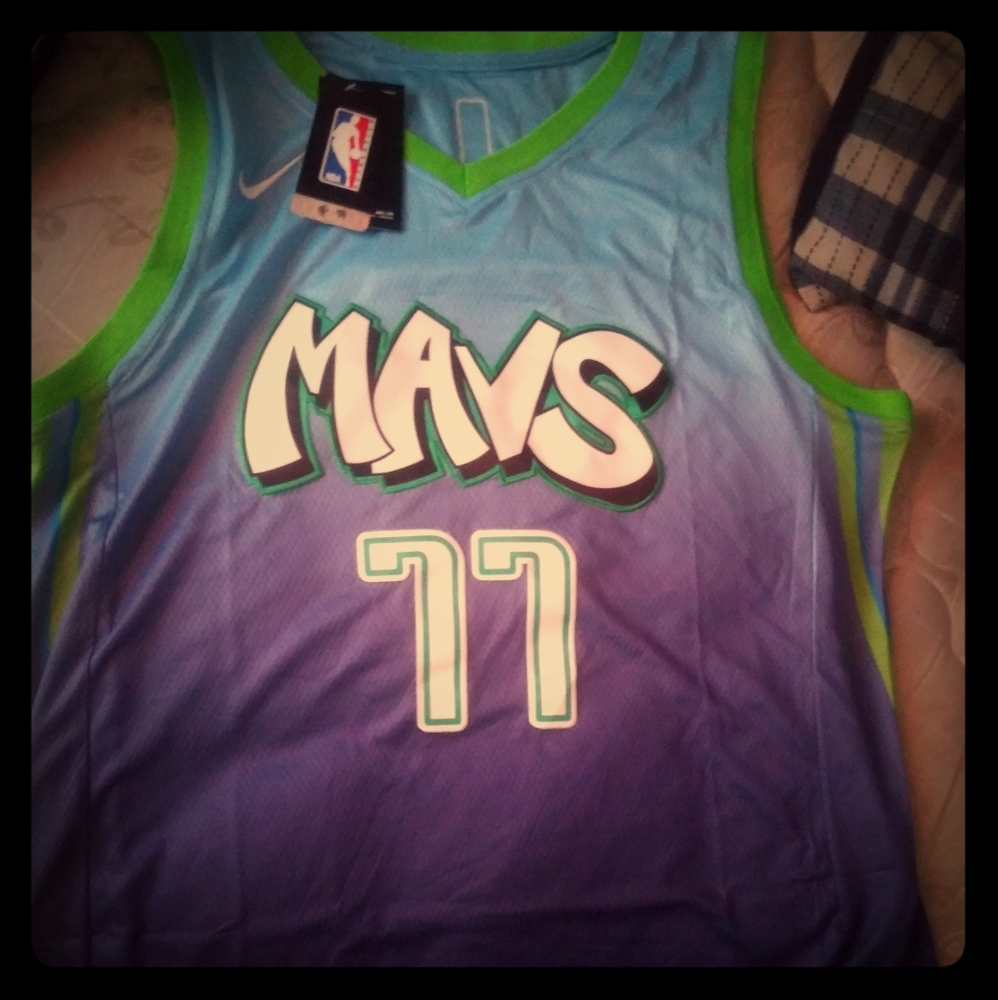 Luca Doncic Mavericks NBA Jersey